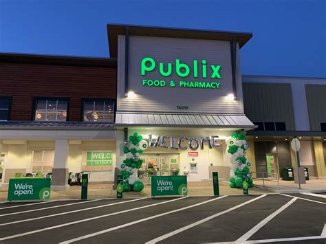 will publix be open on new year's day|publix hours new year's eve.